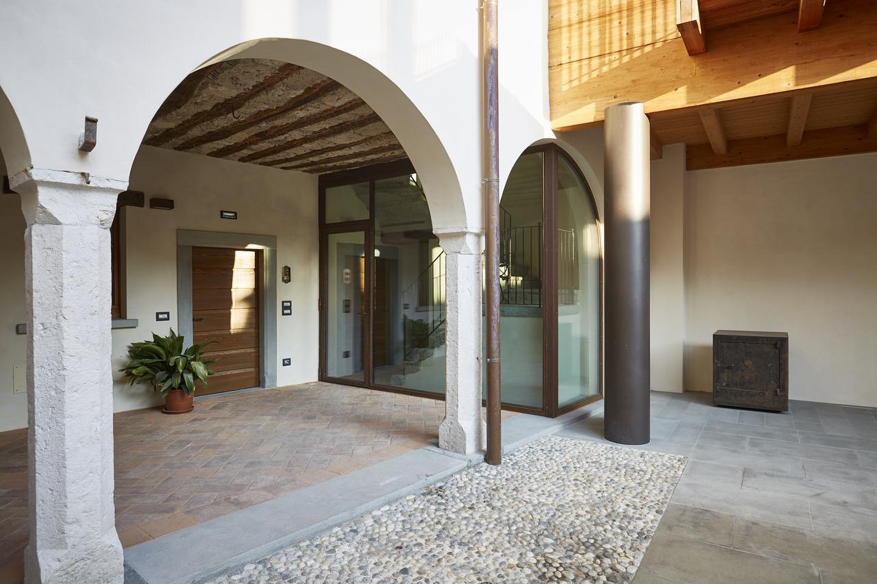Palazzo Eleonora Bed & Breakfast Monasterolo del Castello Luaran gambar
